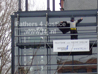 fathers for justice op de rechtbank Utrecht, 2005